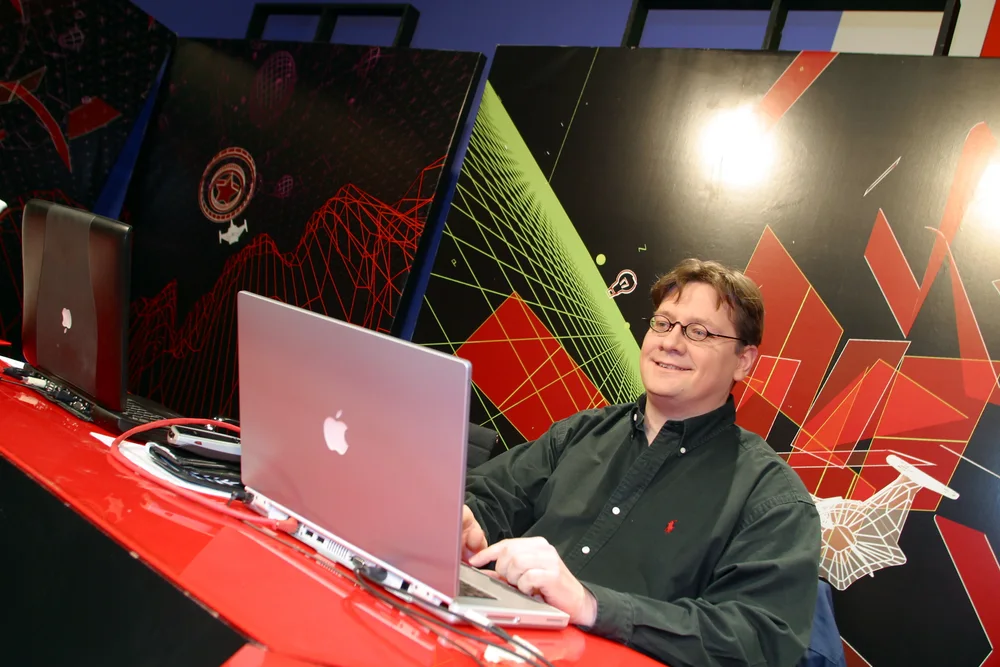 1996 — CyberCafé